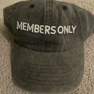 Charcol gray Members Only hat (one size- unisex)